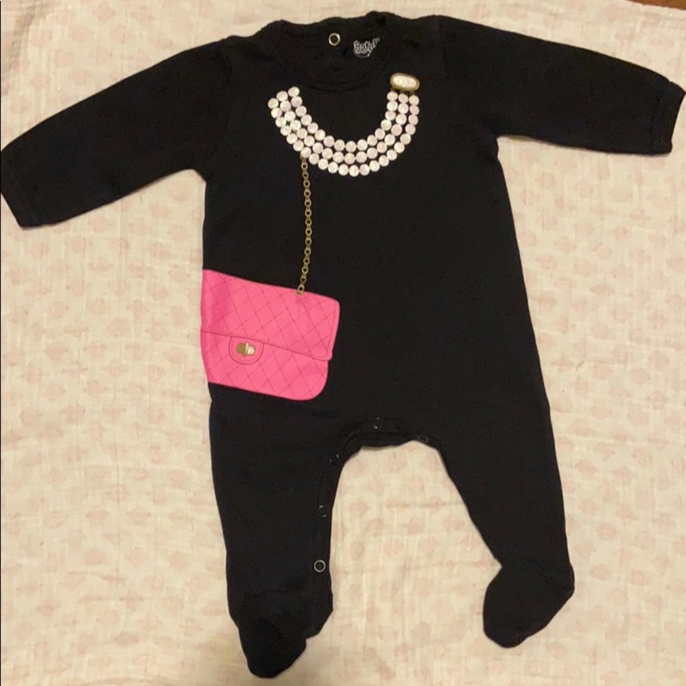 Sara Kety baby  onsie Girls' Pearls & Purse Footie